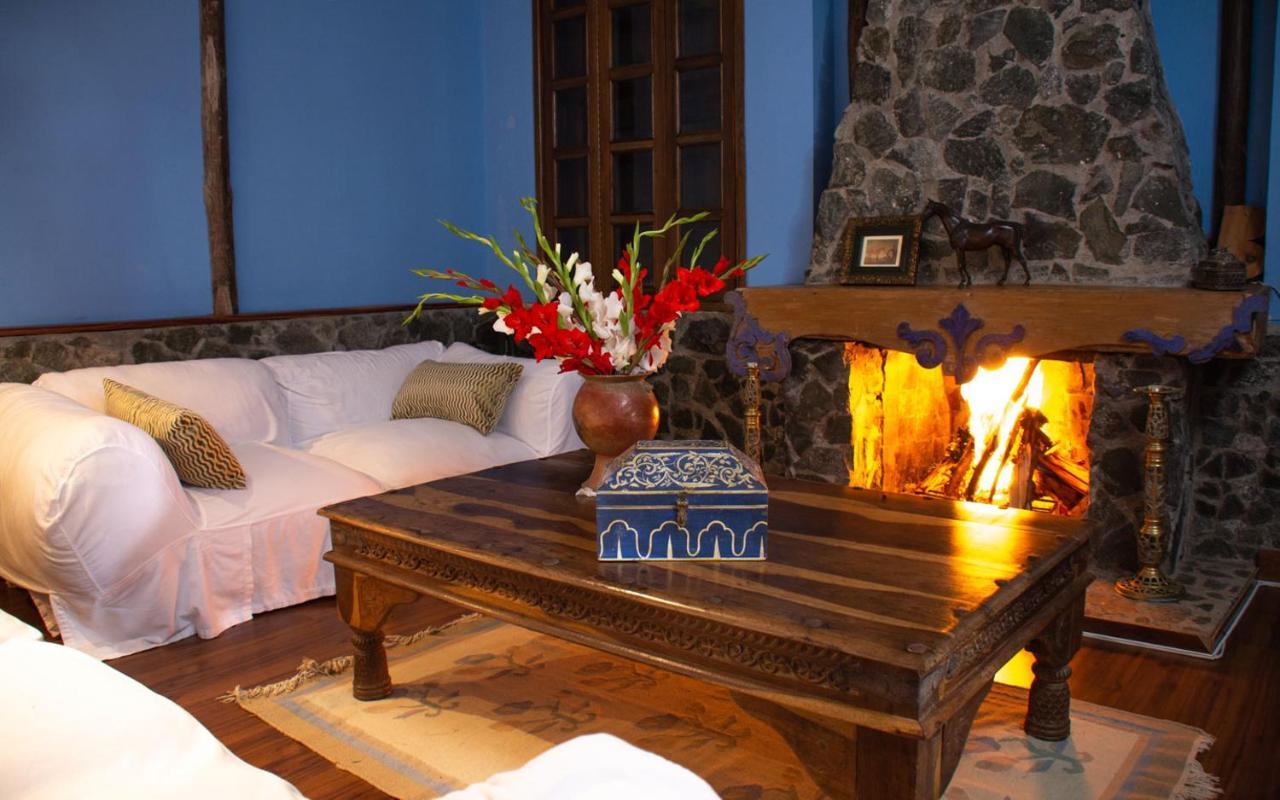 Las Mercedes Lodge Cali Exteriör bild