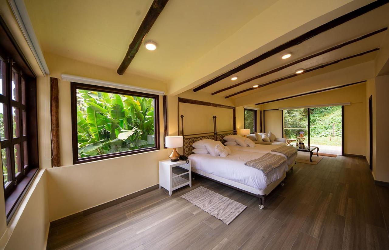 Las Mercedes Lodge Cali Exteriör bild